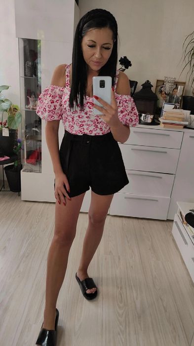 Nowe szorty wysoki stan luźne nogawki czarne eleganckie pasek