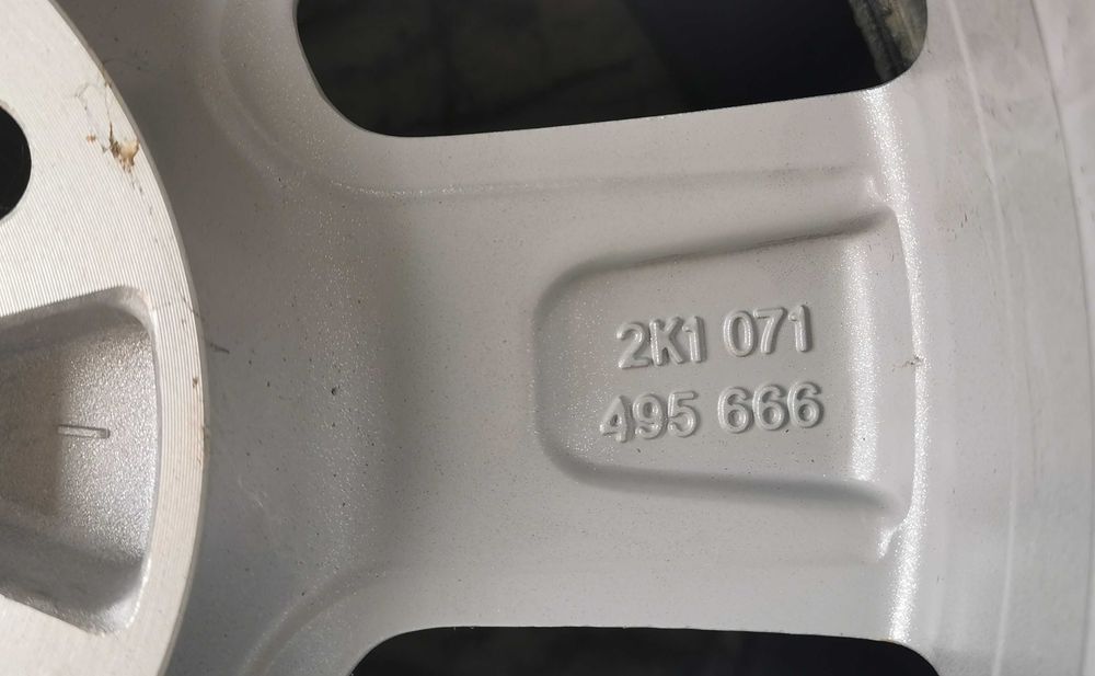 Felga aluminiowa 6,5x15 VW Caddy Golf 5x112 ET50 nowa