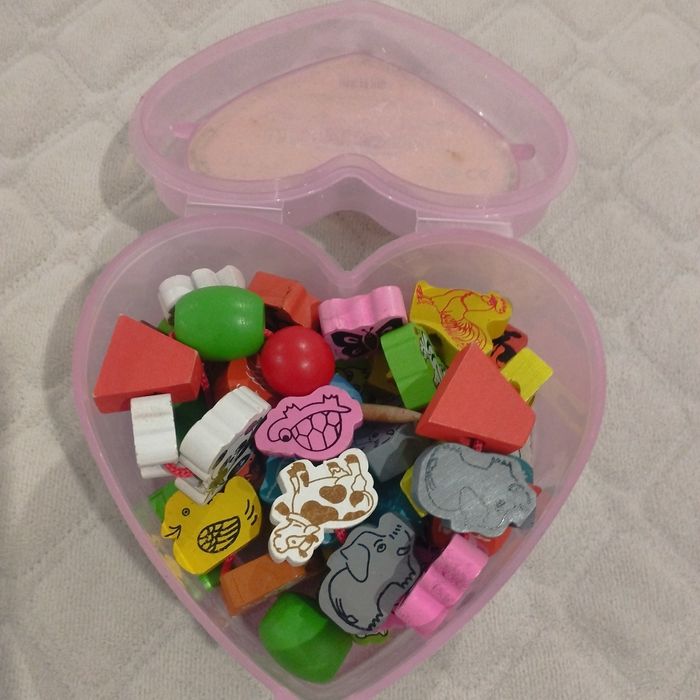 Шнуровка + намисто, розвивальна іграшка для діток від 1 року