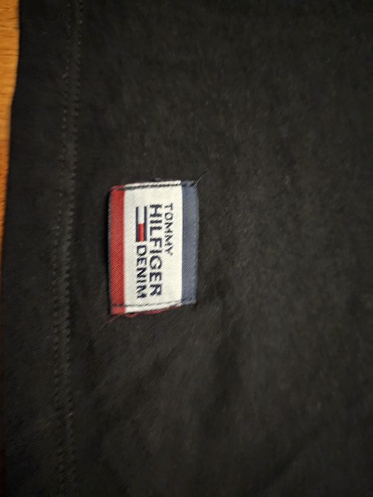 Koszulka T-shirt Tommy Hilfiger rozm. L  czarna