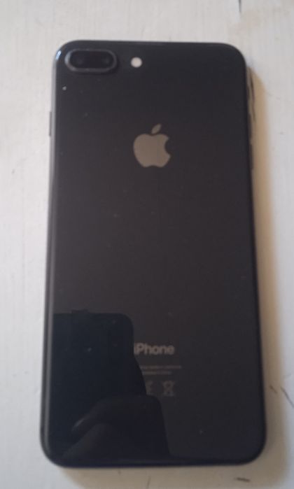 iPhone 8plus 64gb