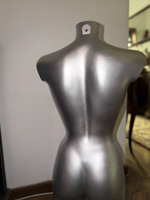 Busto manequim feminino em prata