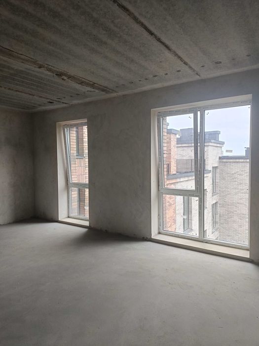 Простора 1-кімнатна квартира в ЖК WAWEL (бізнес-клас)