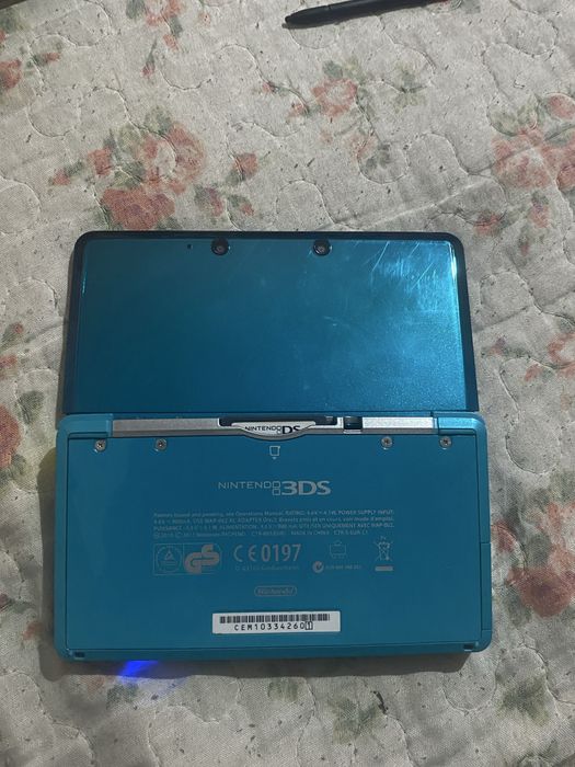 Nitendo 3ds  com 5 jogos