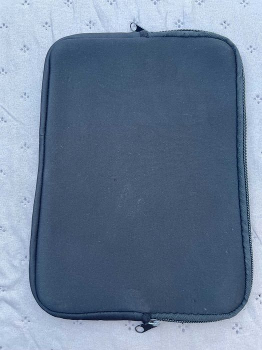 Etui na duży tablet 10" / Piankowe Czarne