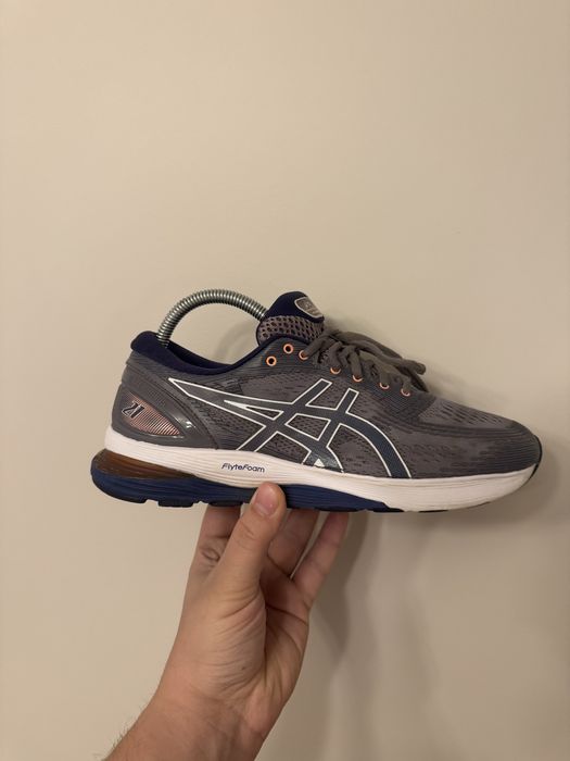 Buty do biegania Asics Gel-Nimbus 21 EU40,5 9US 25,75cm