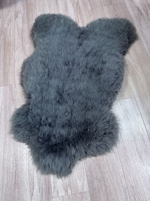 Dywanik do salonu z owcy