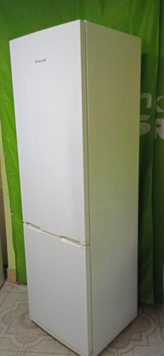 Холодильник б/в  Snaige   двух камерний mod.RF39 SM