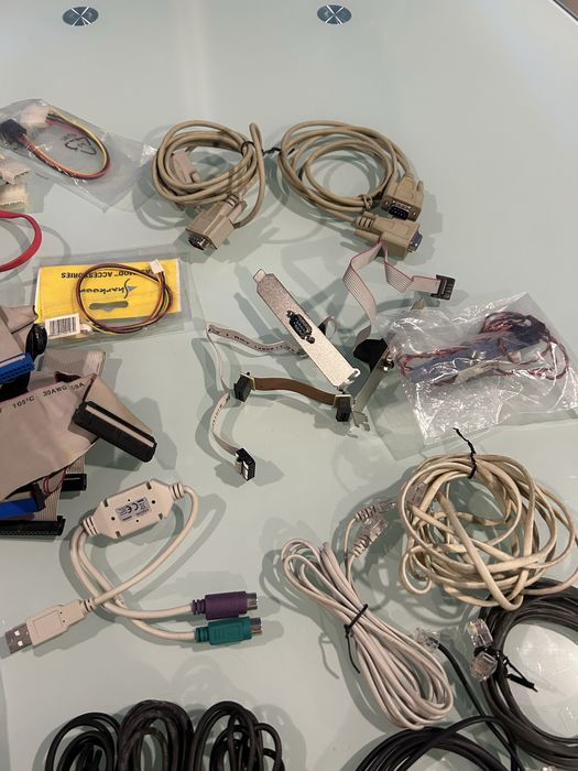 Cabo Alimentação / Rede / Telefone / TV / Som / Adaptadores / VGA