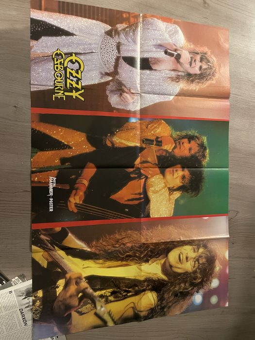 126 posters e cartazes de muisica metal  anos 80e 90