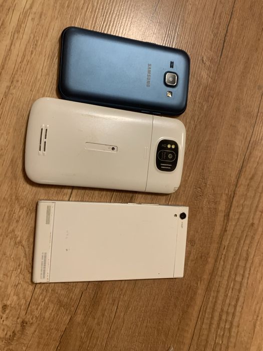 Смартфони не працюєчи на запчастини