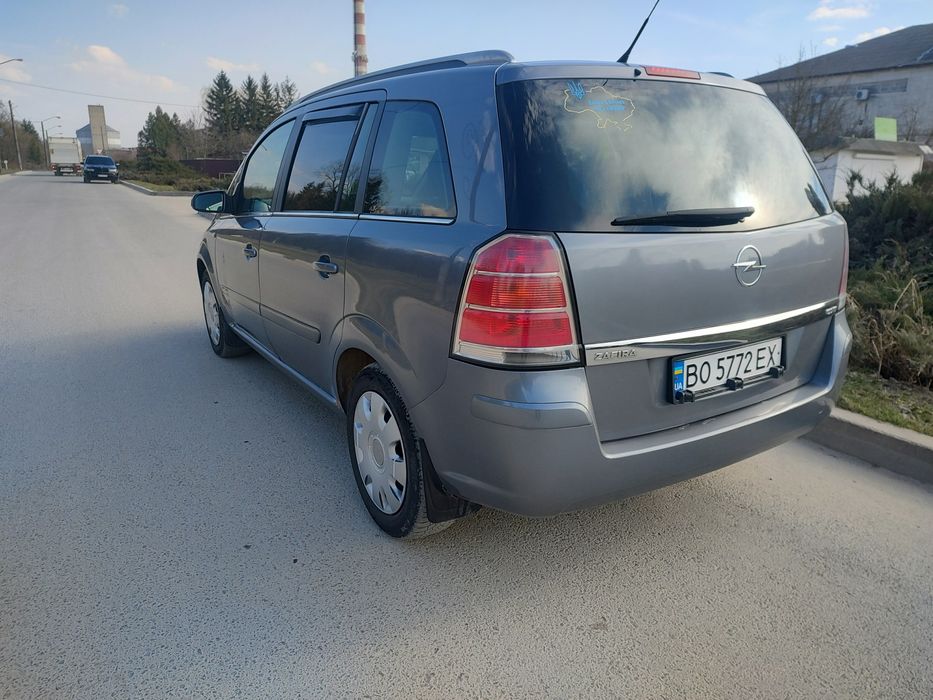 Opel Zafira b 1.9ctdi 2005 рік