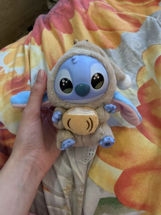 Новый брелок,стич miniso disnay