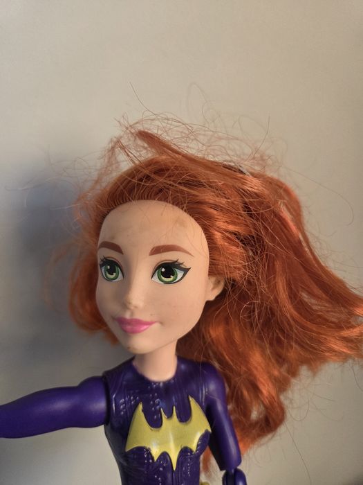 Barmanka Barbie mattel Batman