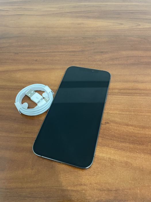 iPhone 12 Pro Max 128 GB, bateria 100%