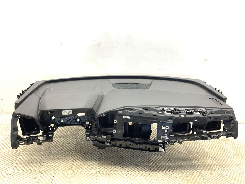 KOKPIT AUDI Q4 89B857001 SUV KONSOLA DESKA ROZDZIELCZA, PANEL