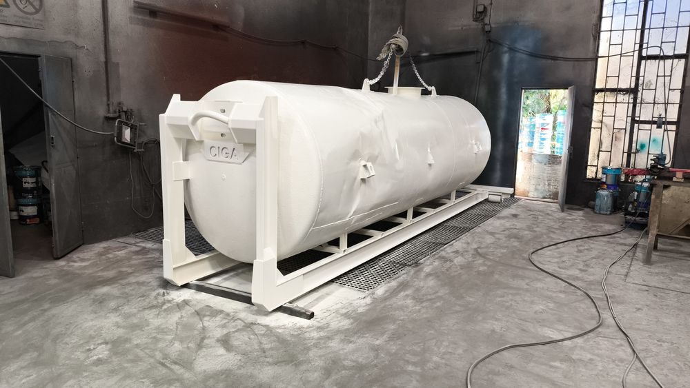 Transformar contentores marítimos em Ampliroll