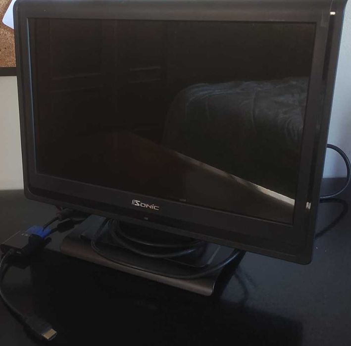 Sonic 17'' Monitor441729225725716482