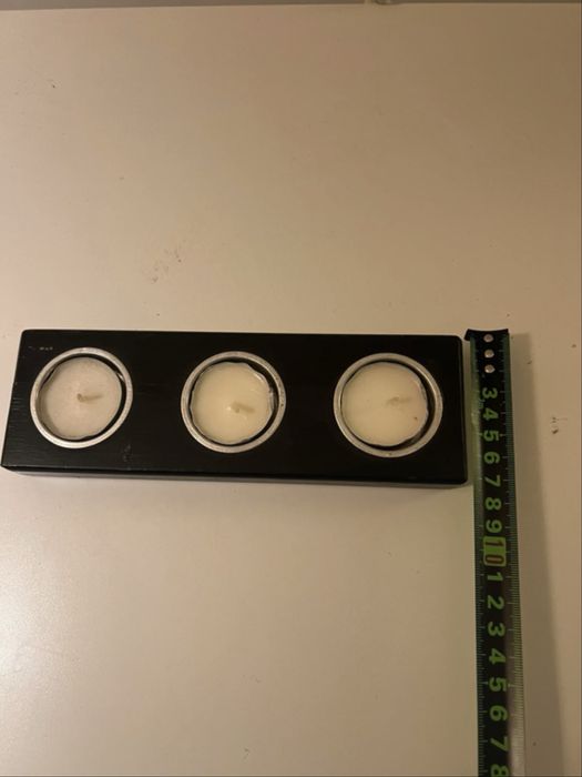 2 porta velas em madeira