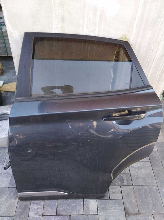 hyundai kona двері двери хюндай кона