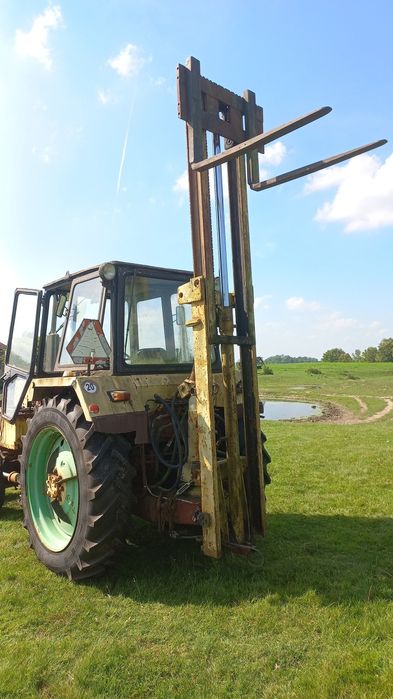 Ciagnik rolniczy jumz