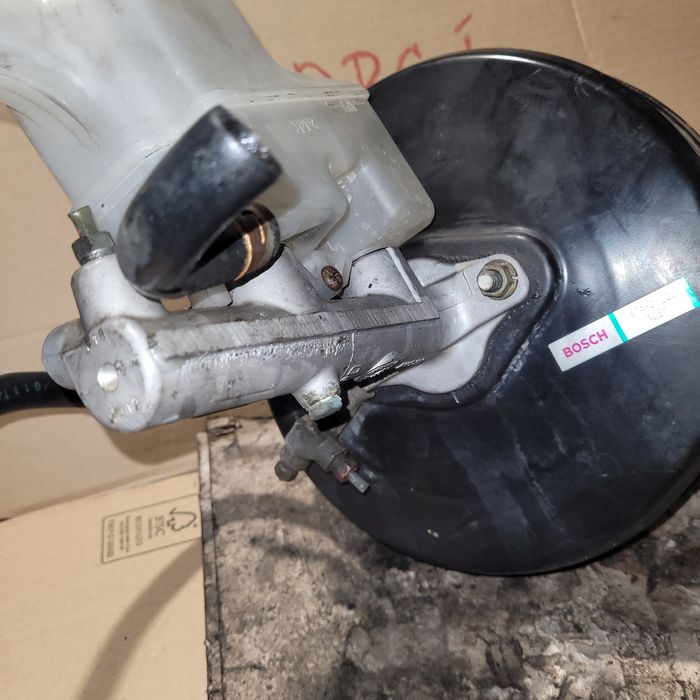 Serwo pompa hamulcowa Toyota Corolla Verso I E12 2003r