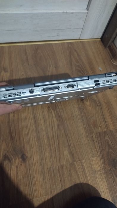 Laptop Gericom Celeron M 1500 ,256mb 40gb combo overdos34040c