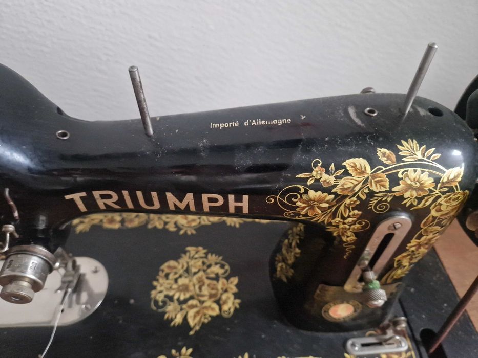 TriumphMáquinaUrgente