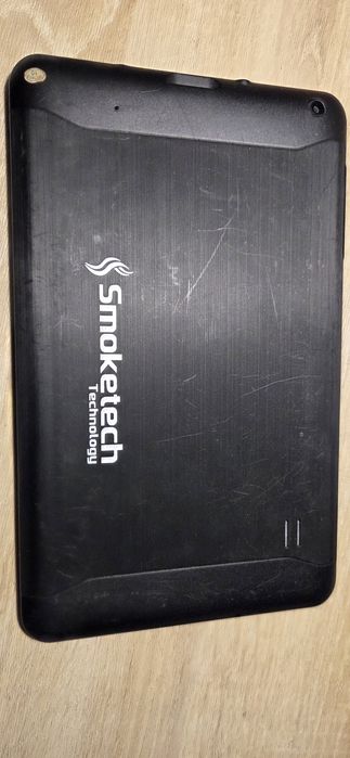 Smoketech tablet. Na części