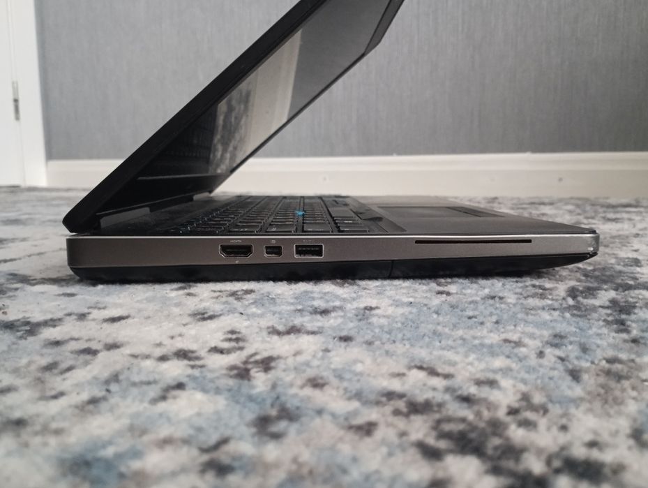 Продам ноутбук Dell precision 7510 в ідеальному стані!СРОЧНО!!!