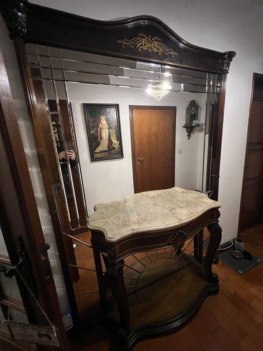 Moveis em bom estado, como novos.