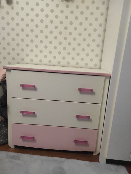 Szafa, komoda i stolik nocny