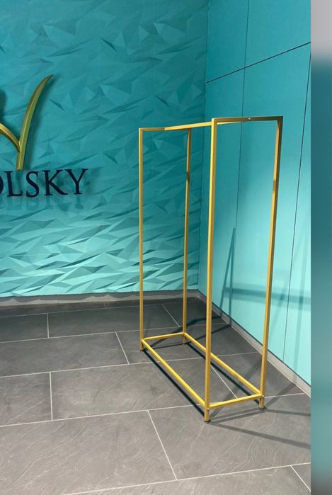 стойки для одежды рейлы оборудование