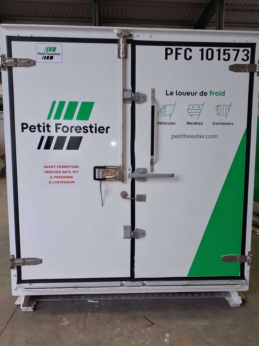 Kontener chłodnia/mroźnia CF10 wynajem płaska podłoga, kurtyna itp.