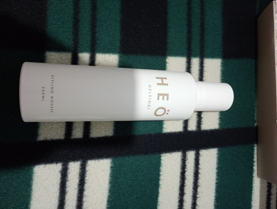 Zestaw produktów do stylizacji i pielęgnacji włosów Heö Helsinki