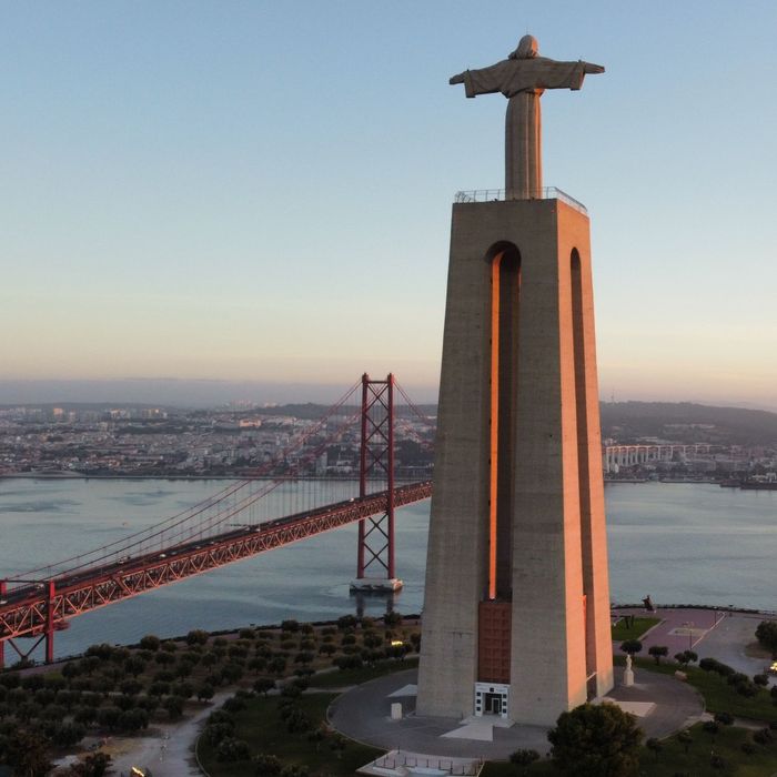 Imagens aéreas com recurso a drones.