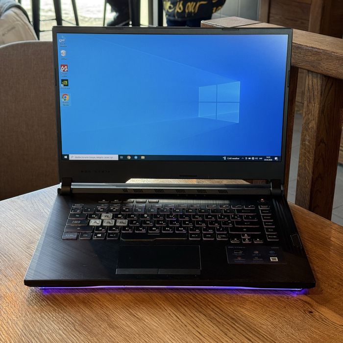 Ноутбук ASUS ROG