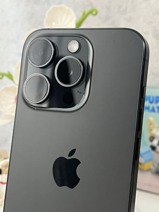 iPhone 15 Pro 128 GB Black Titanium