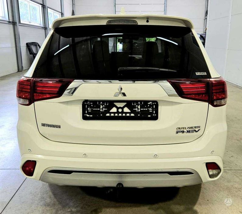 Mitsubishi Outlander 2018