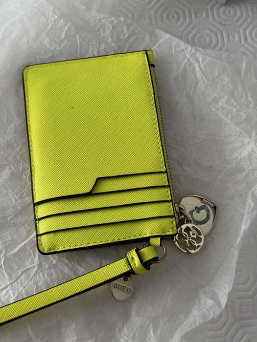 GUESS- Porta moedas e cartões