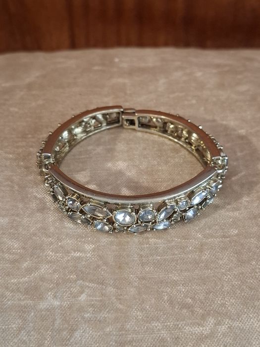 Браслет AVON біжутерія