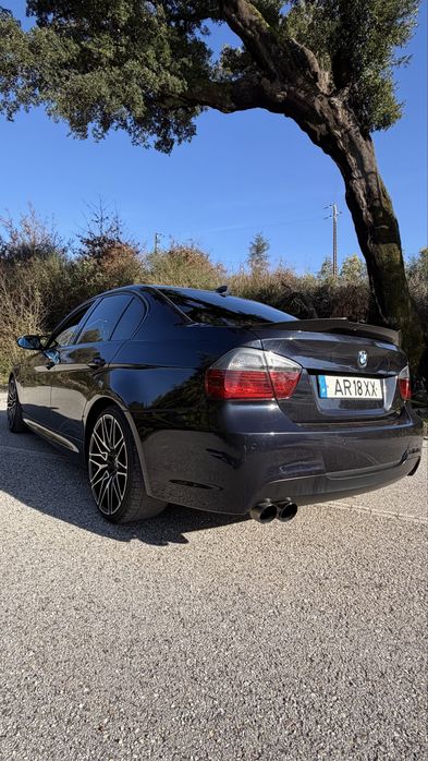 Bmw E90 318D 143cv