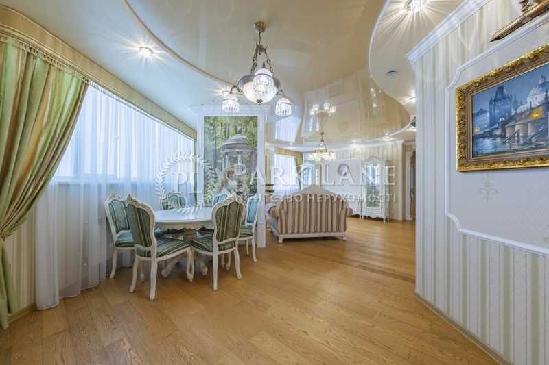 Лікоград.Рудницького,Здановськоі.Квартира з новим авторським ремонтом!