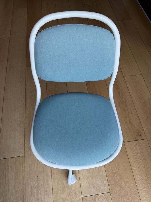 Krzeslo obrotowe dzieciece Ikea Orfjall