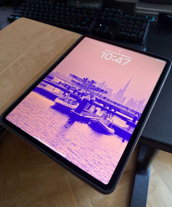 iPad Air M3 2025 Wi-Fi / 13 cali / 256GB / Bateria: 14 cykli, 100% / Jak nowy!