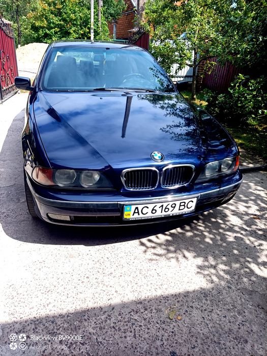 Продаю  авто BMW e39 1999