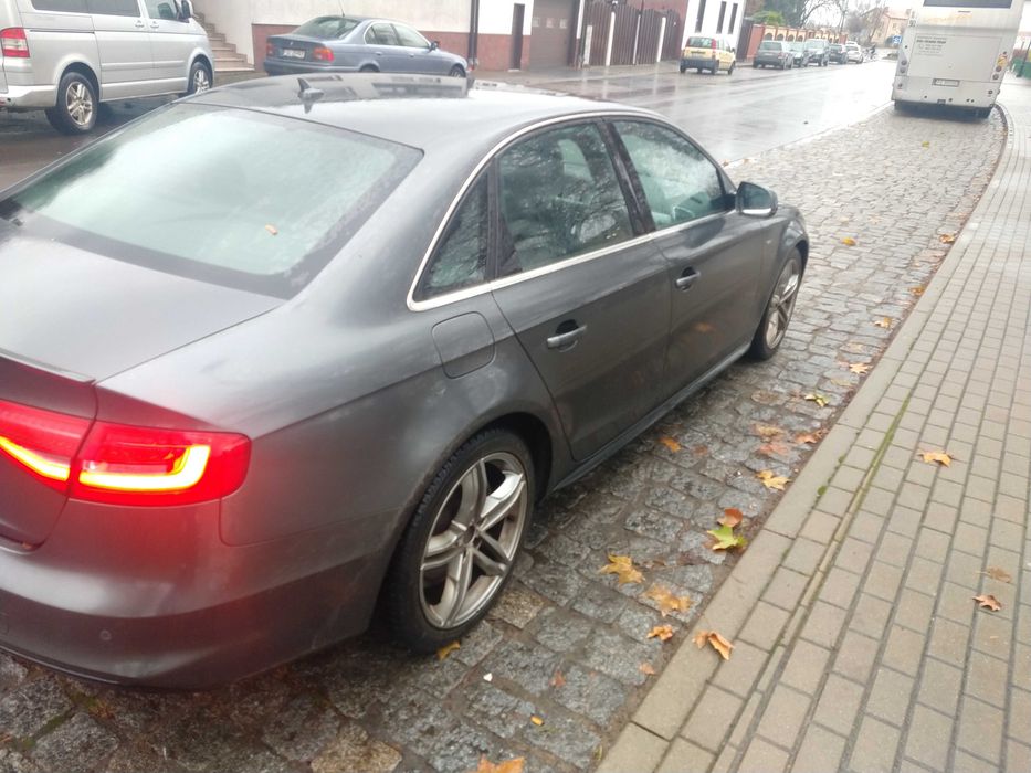 Audi A4 s-line 2.0 TDI 154 przebieg
