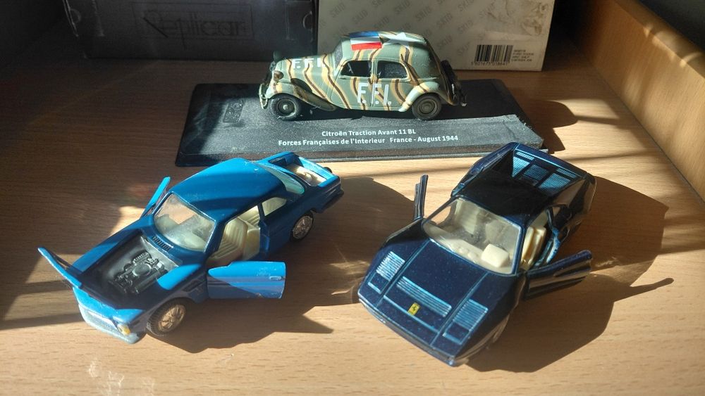 Lote miniaturas usadas