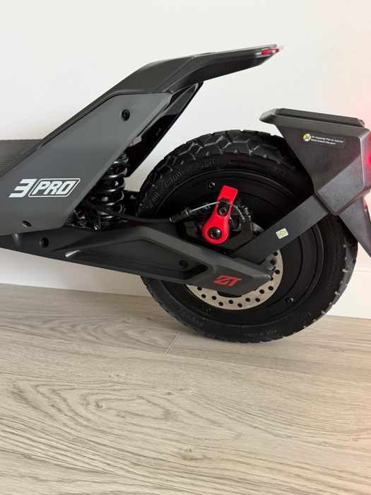 Segway-Ninebot ZT3 PRO 2025.