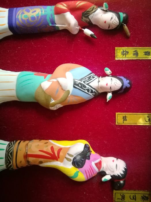 Esculturas  em  barro Doze Belezas de jinling